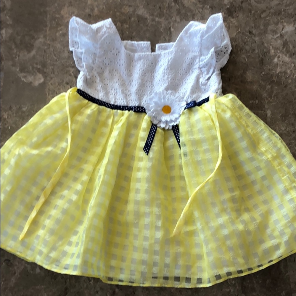 Yellow dress